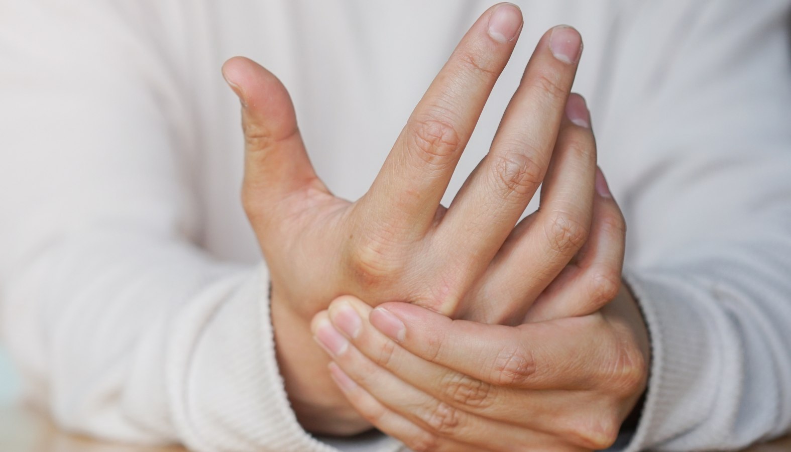 Consigli per dolori alle mani dei massaggiatori